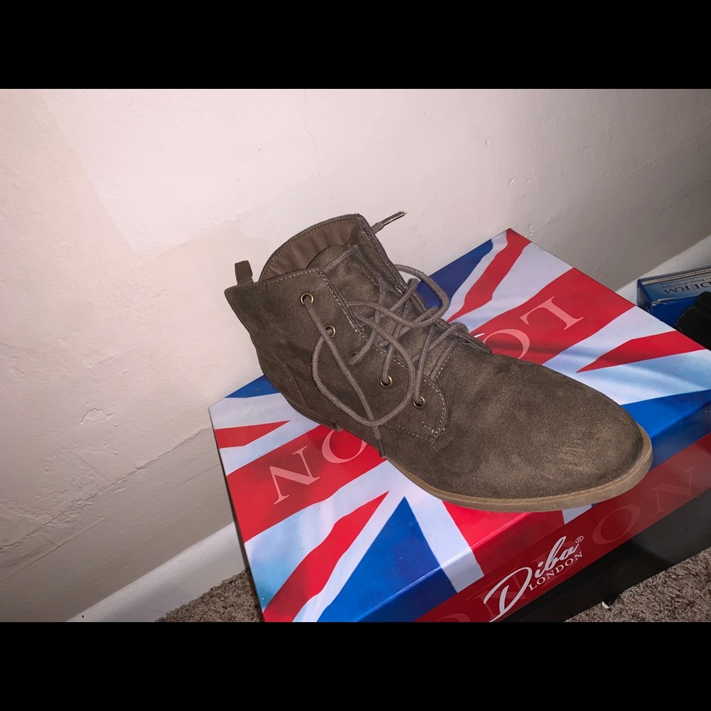 dark green boots